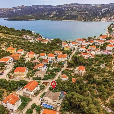Stunning Home In Marina With Heated Swimming Pool * Marina