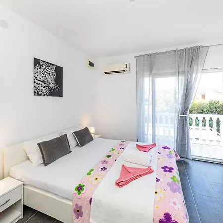 Holiday home Stunning Home In Marina With Heated Swimming Pool Marina