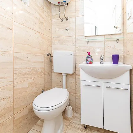 Stunning Home In Marina With Heated Swimming Pool * Marina