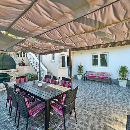 Stunning Home In Marina With Heated Swimming Pool Marina