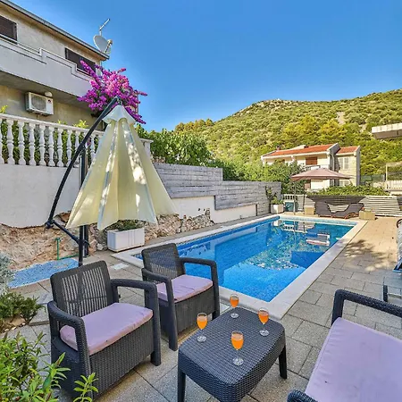 Holiday home Stunning Home In Marina With Heated Swimming Pool *